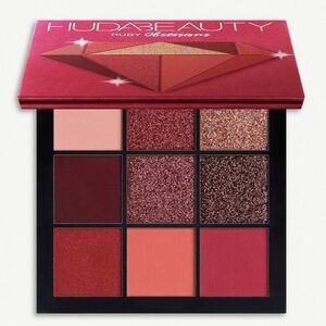 HUDA BEAUTY Ruby Glam Eyeshadow Palette